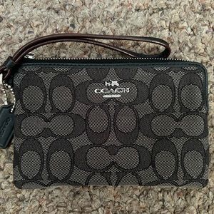 Coach Wristlet Wallet